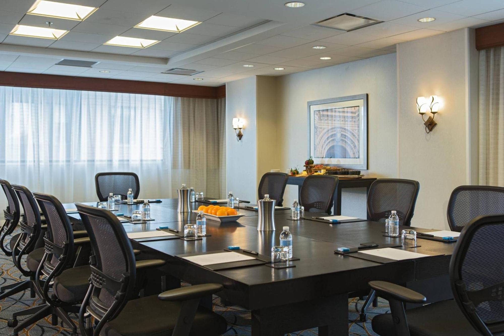 Boston Marriott Copley Place Екстериор снимка